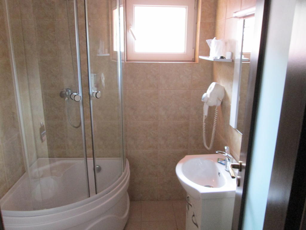 Pensiunea Alpin Păltiniş Habitación foto